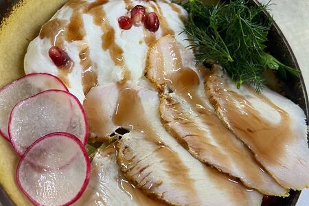 Салат с пастрами из индейки