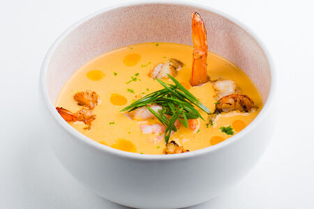 Лимонный суп с креветками