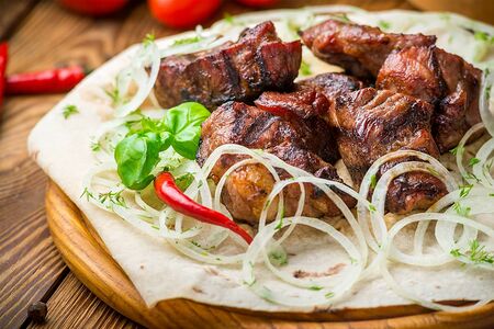 Шашлык из свинины в лаваше