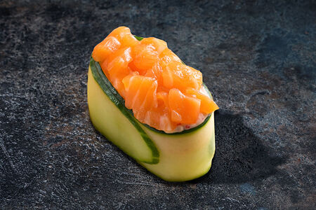 Суши Каппа с лососем