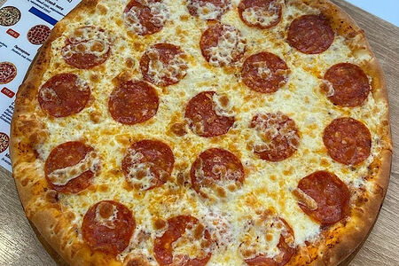 Пицца пепперони
