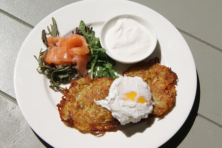 Драники из ростовской картошечки с беконом и вялеными томатами