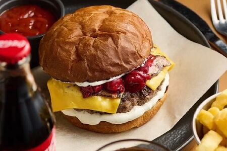 Бургер Cherry Berry