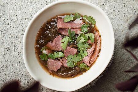 Холодный суп с баклажанами, хмели-сунели, пастрами