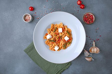 Паста Долини-Вега с овощами