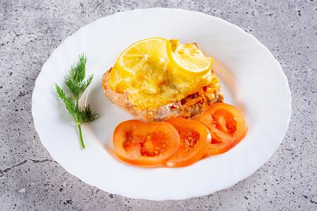 Форель под сыром