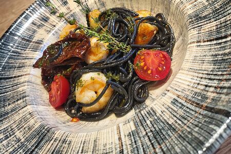 Спагетти Нери с креветками