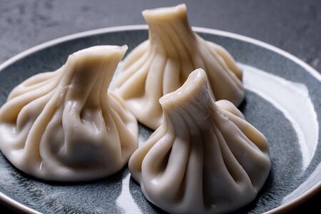 Хинкали с бараниной и тархуном