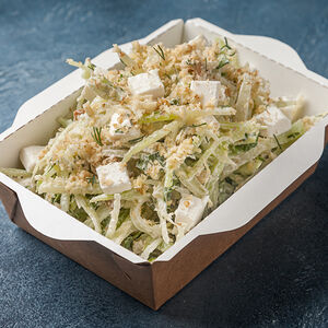 Салат с редькой и брынзой