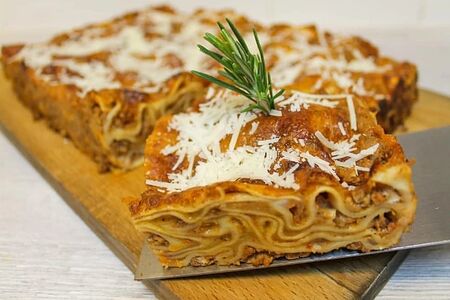 Лазанья болоньезе