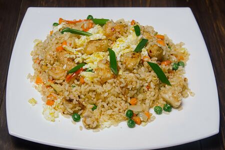 Рис с курицей и яйцом