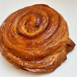 Улитка с яблоком и корицей