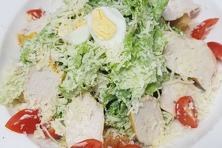 Цезарь с курицей