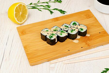 Ролл Хосомаки с чукой