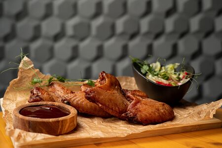 Дымные куриные крылья