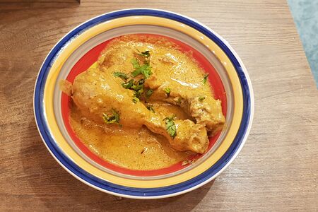 Дели чикен корма