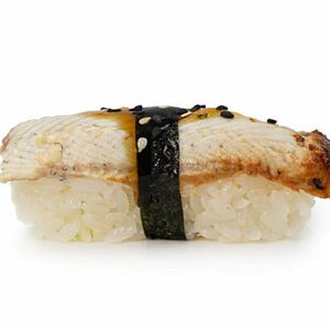 Суши с угрем
