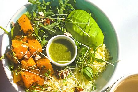 Ланч-боул с медовым кускусом