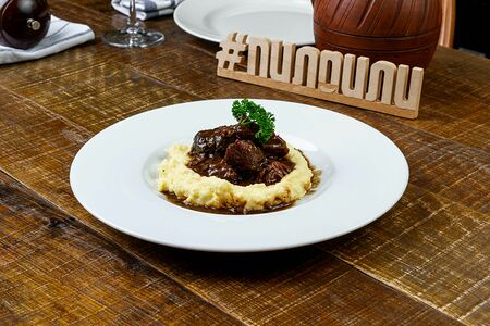 Говяжьи щечки