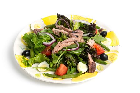 Салат с тунцом