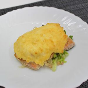 Горбуша запеченная с сыром