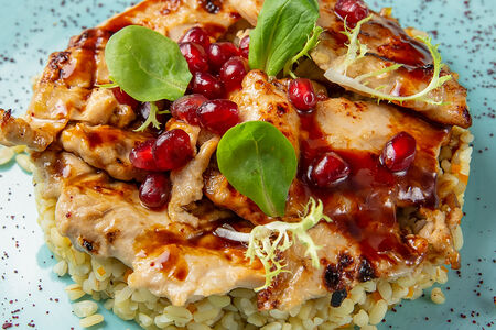 Филе цыпленка на мангале с булгуром