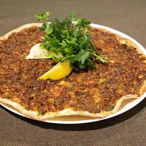 Лахмаджун (готовиться в тандыре)