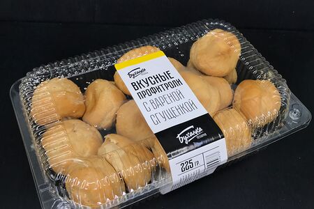 Пирожное Профитроли с вареной сгущенкой