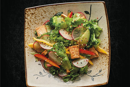 Салат с тофу