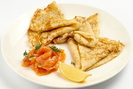 Блинчики с семгой