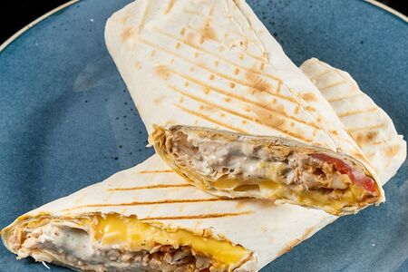 Шаурма с сыром маленькая