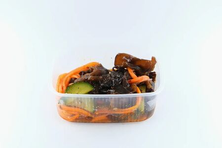 Салат из древесных грибов