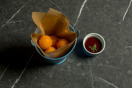 Шарики сырные