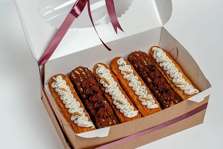 Набор эклеров Ассорти