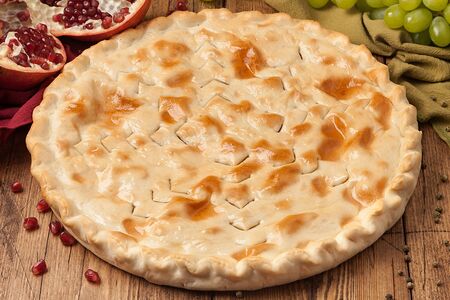 Пирог с курицей и сыром