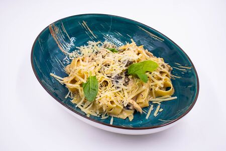 Фетучини с куриным филе