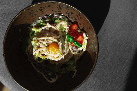 Карбонара с соусом пармезан