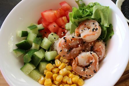 Поке боул с креветкой