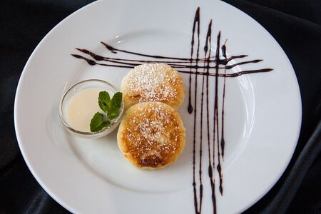 Сырники со сгущенкой