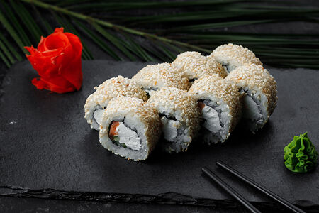 Сливочный ролл с лососем