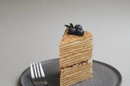 Vegan Медовик карамельный с апельсином