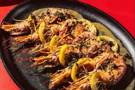 Лангустины с лимоном и прованскими травами