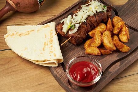 Шашлычки из cвинoй шеи