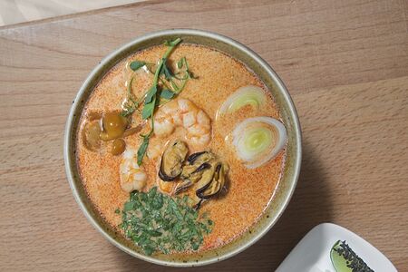 Том Ям авторский