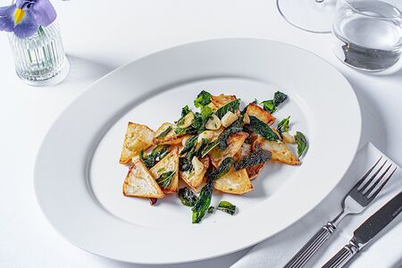 Жареный корень сельдерея с мятой