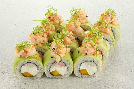 Фреш ролл с креветкой и авокадо (12 шт)