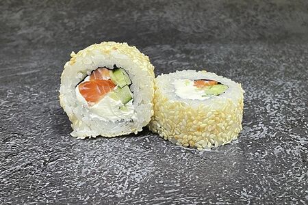 Копченый лосось в кунжуте