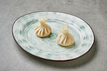 Сладкие хинкали с белым шоколадом