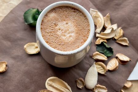 Пряный чай-латте