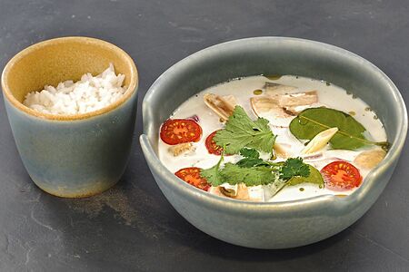 Том кха с курицей